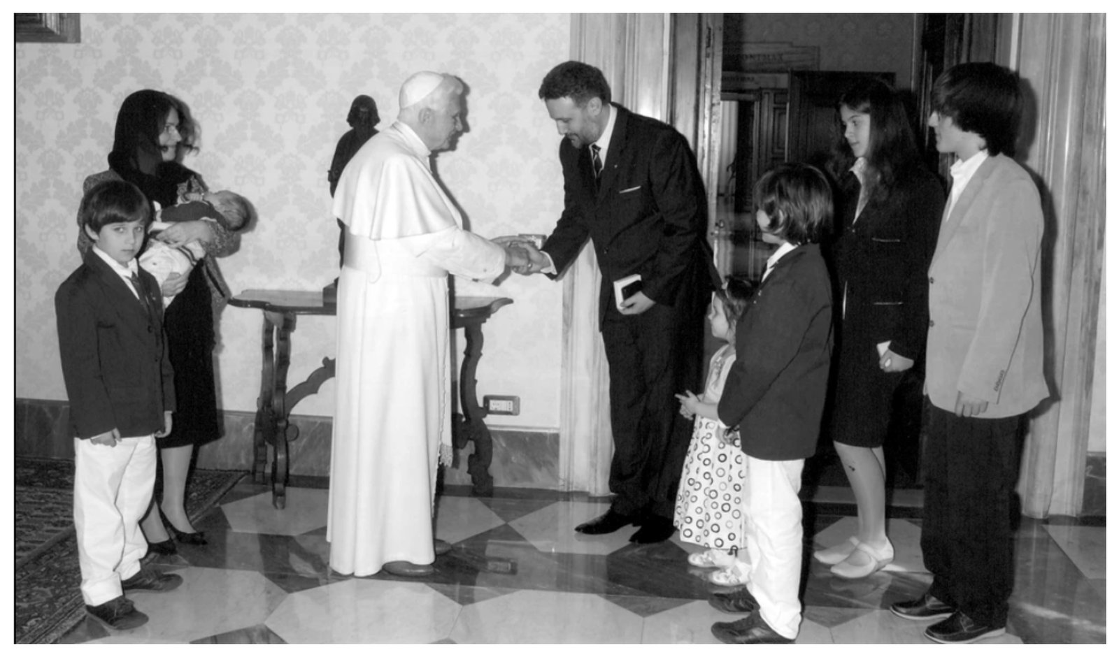 familia Marius Lăzurcă