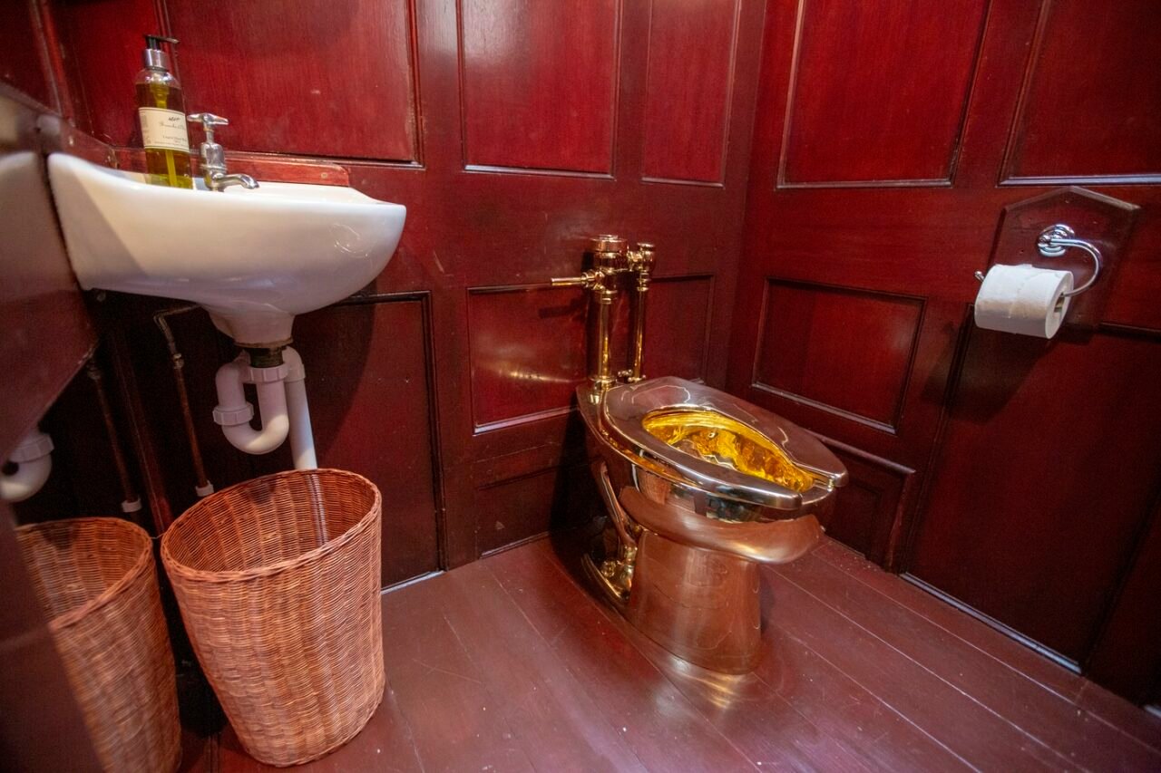 Toaleta „America”, expusă la Palatul Blenheim